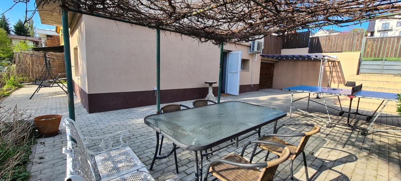 Apartment Lugas Miskolctapolca 2 Haloszoba Dezsa Es Jakuzzi Koezel A Barlangfuerdohoez