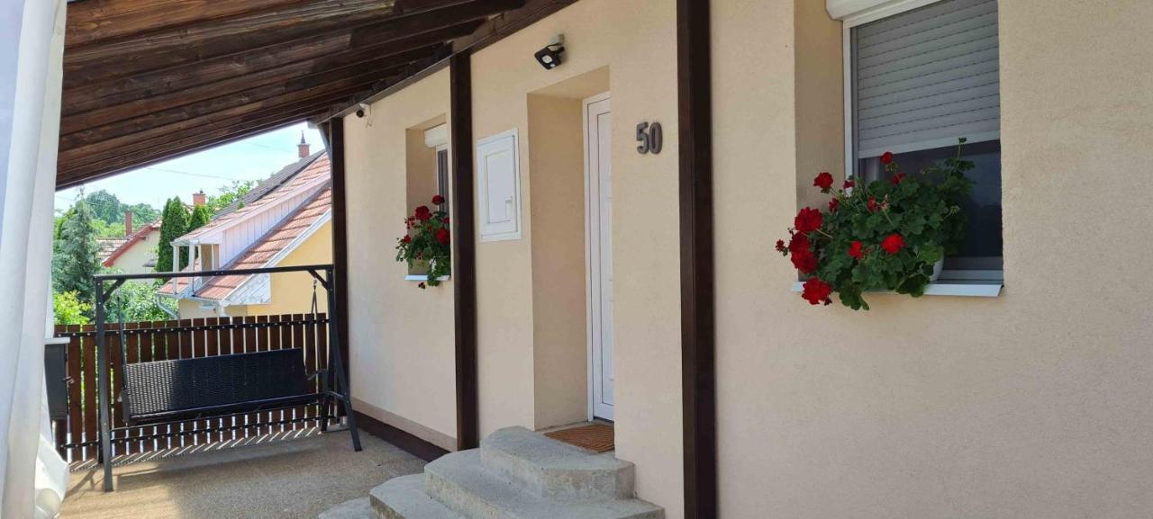 Lugas Miskolctapolca 2 Haloszoba Dezsa Es Jakuzzi Koezel A Barlangfuerdohoez Apartment *
