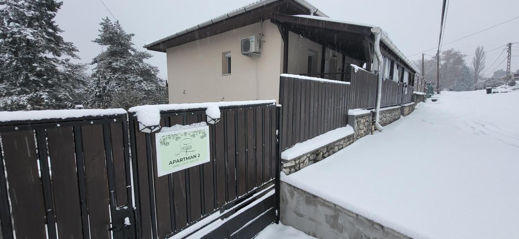 Lugas Miskolctapolca 2 Haloszoba Dezsa Es Jakuzzi Koezel A Barlangfuerdohoez Apartment *