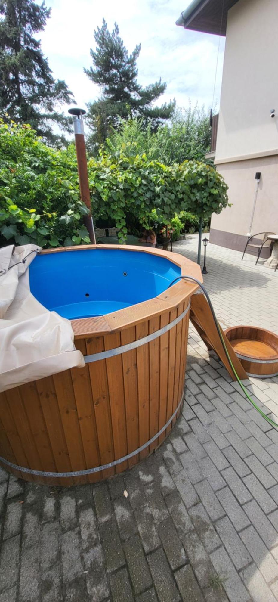 Lugas Miskolctapolca 2 Haloszoba Dezsa Es Jakuzzi Koezel A Barlangfuerdohoez