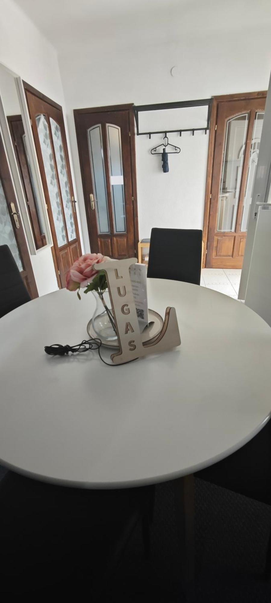 Apartment Lugas Miskolctapolca 2 Haloszoba Dezsa Es Jakuzzi Koezel A Barlangfuerdohoez *