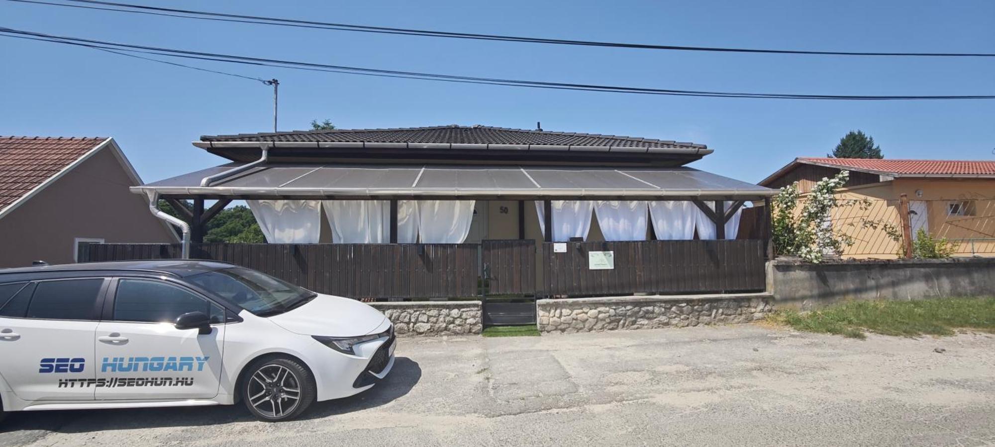 Apartment Lugas Miskolctapolca 2 Haloszoba Dezsa Es Jakuzzi Koezel A Barlangfuerdohoez Miskolc